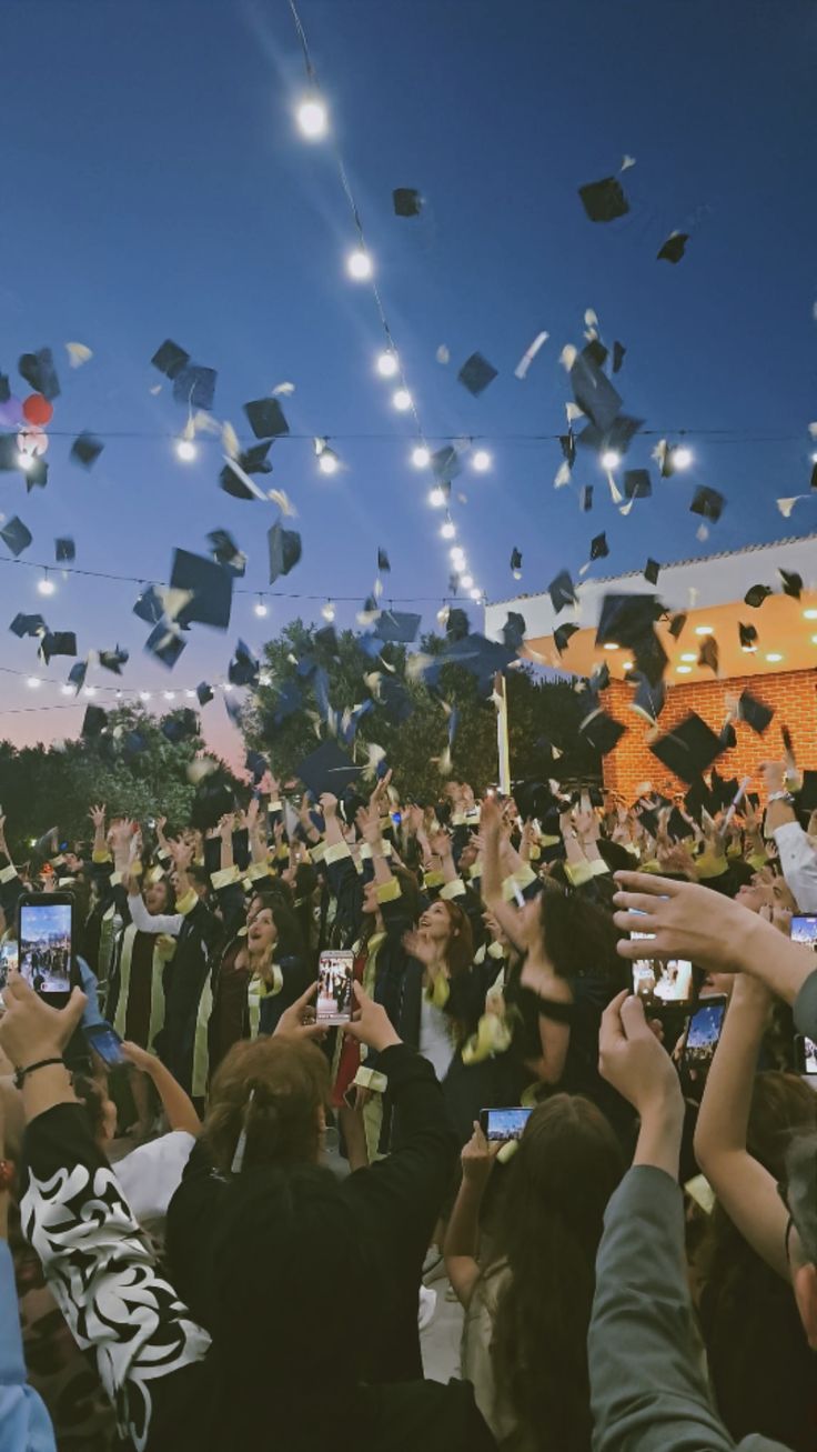 Gençliğin Sırt Çantasındaki En Ağır Yük